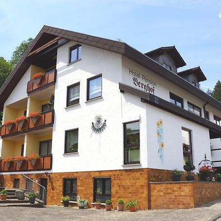 Hotel Garni Berghof Heigenbruecken Exteriör bild